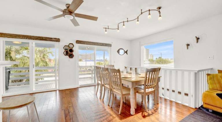 Big vacation home with pool | Next to the beach | Good for workation | Pet-friendly — photo 5