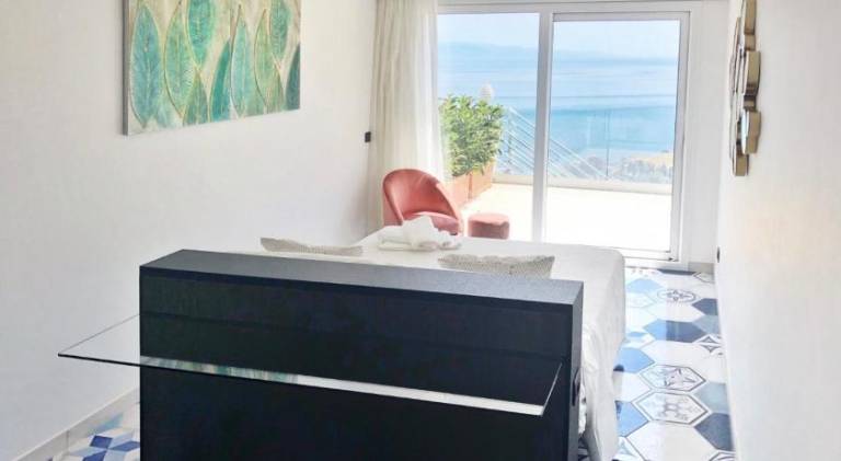 SUITE APARTMENTS BRANCO - Infinity Pool & Sea View - 15 minuti a piedi dal centro — photo 4