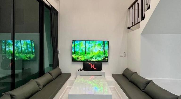 Villa with pool & barbecue — photo 4