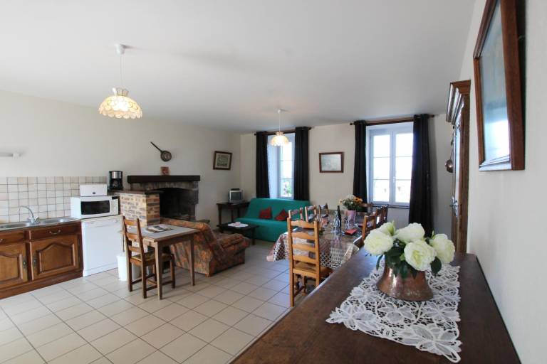Gite with garden — photo 2