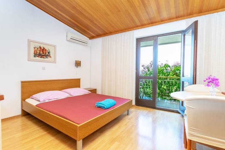 Rental apartment with barbeque | Sea view in Brela