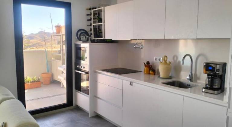 Apartment with pool — photo 4