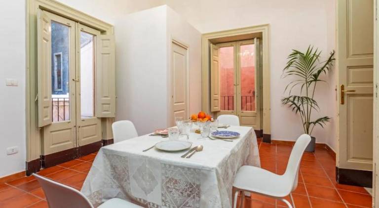 House | Near Bellini Garden — photo 4