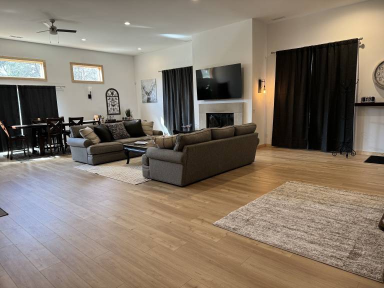 Lodge  Thompsonville