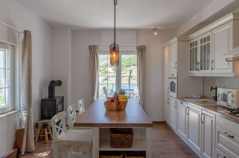 Vacation home with garden & barbeque | Sea view — photo 5