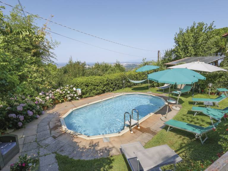 Vacation home with garden, BBQ & terrace — photo 2