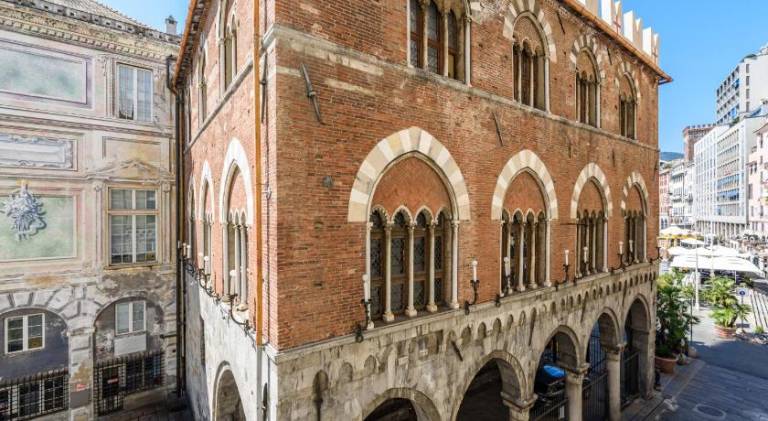 Imperial Luxury and Historical Frescoes in San Giorgio — photo 5