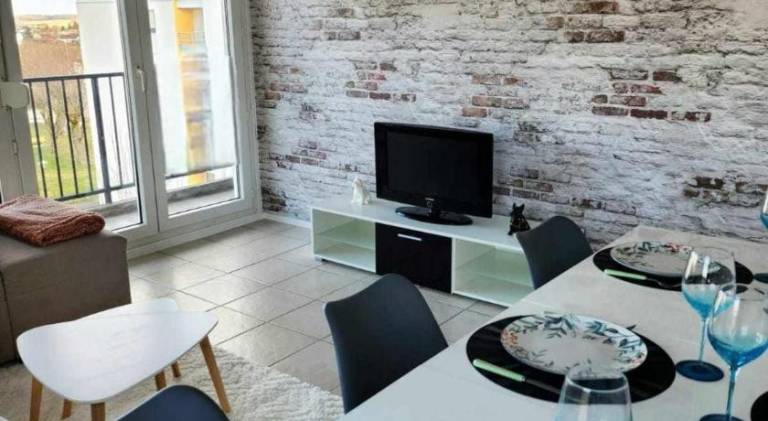 Rental apartment with 2 rooms for 6 persons in Contrexéville