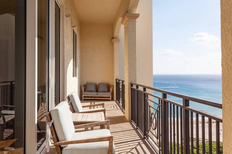 Resort Singer Island
