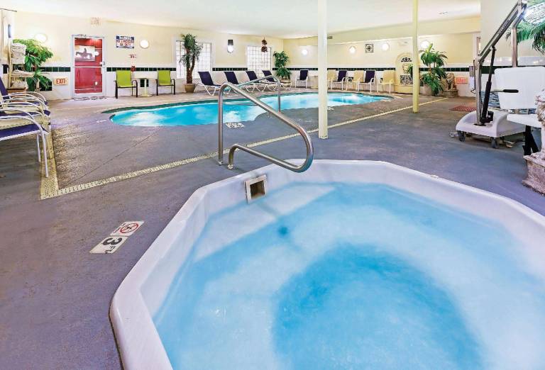 La Quinta Inn & Suites by Wyndham Dalhart — photo 4