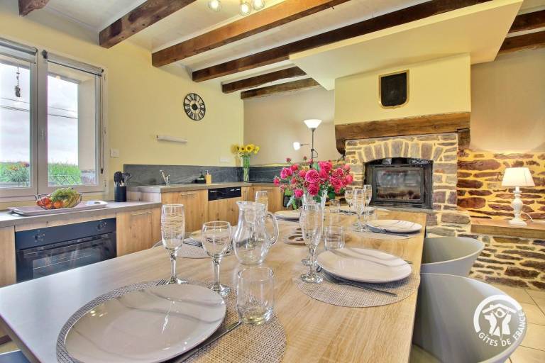 Gite with BBQ, garden & terrace — photo 4