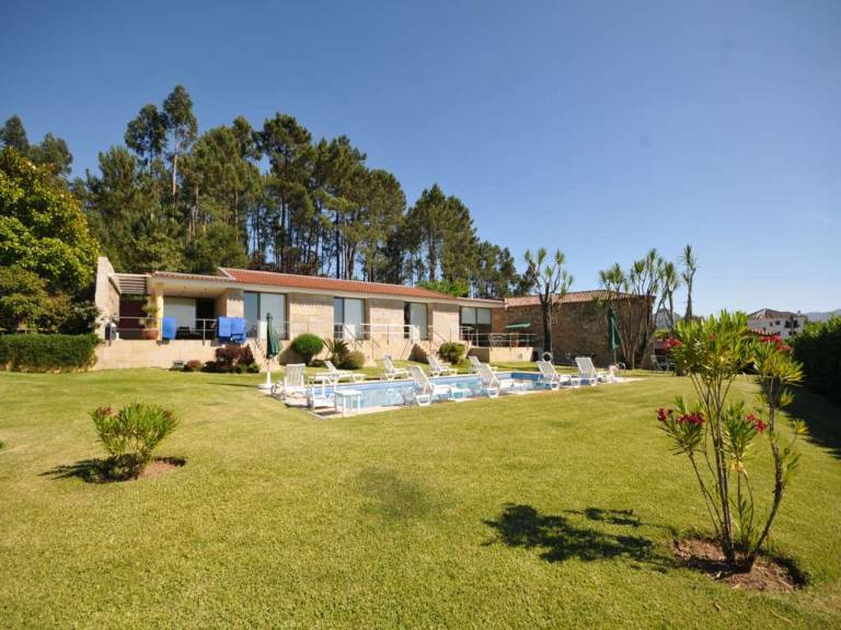 Villa Paredes de Coura