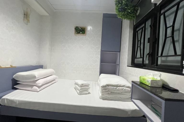 Bed & Breakfast Hong Kong Island