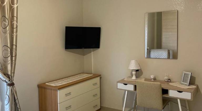 Rental apartment with 2 rooms for 4 persons — photo 2