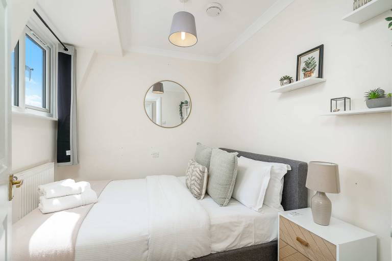 Holiday apartment with 2 rooms for 5 persons — photo 4