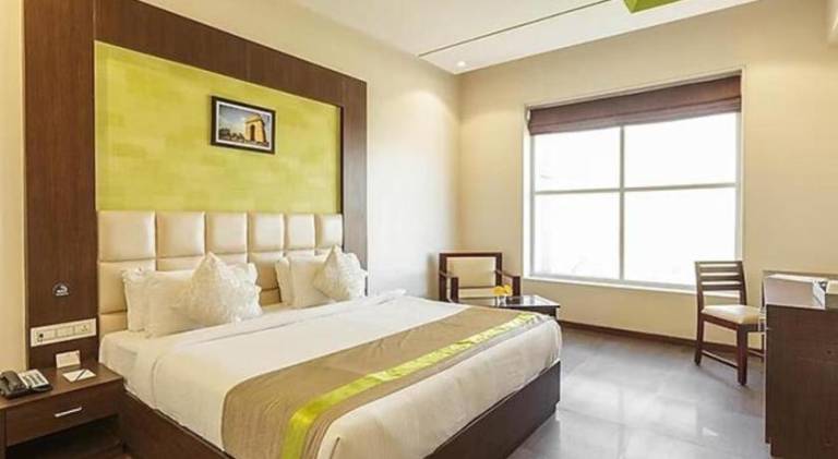 FabHotel Prime Rester Select