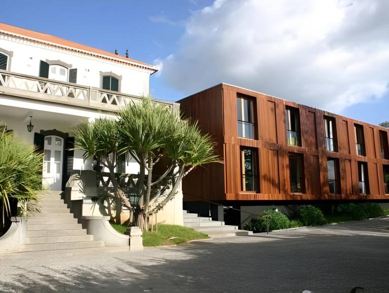 ARTS IN Hotel Conde Carvalhal in Funchal