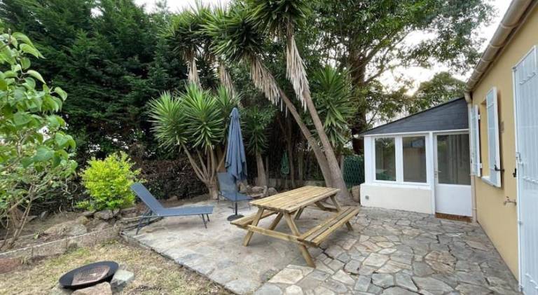 Pleasant house with yard, terrace & barbeque | Pets allowed — photo 5