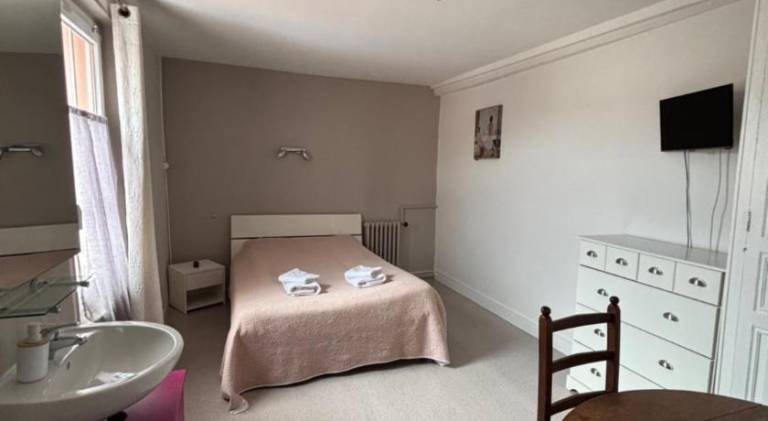 Auberge Cherisy in Dreux