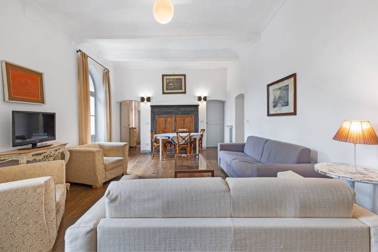 Pet-Friendly Apartment Quadrilocale Camelot with Mountain View, Balcony & Wi-Fi — photo 4