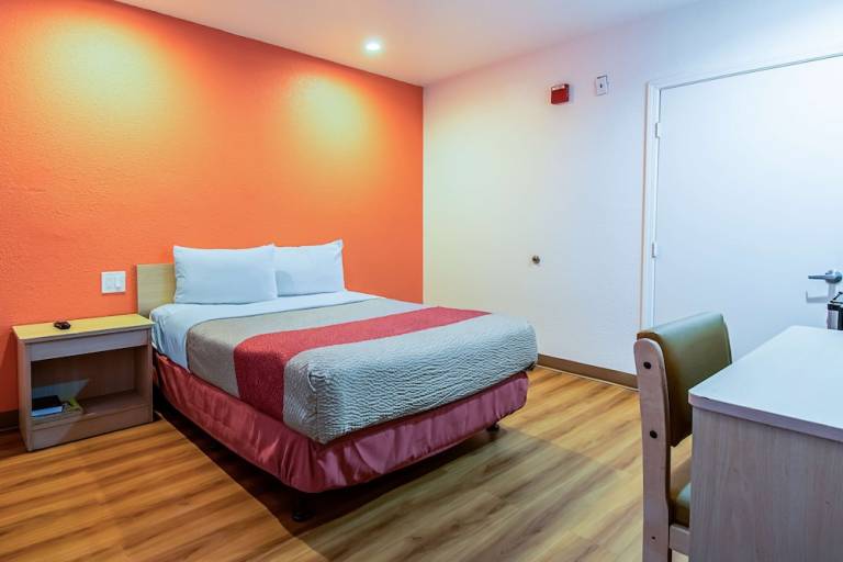 Motel  Highland Knolls