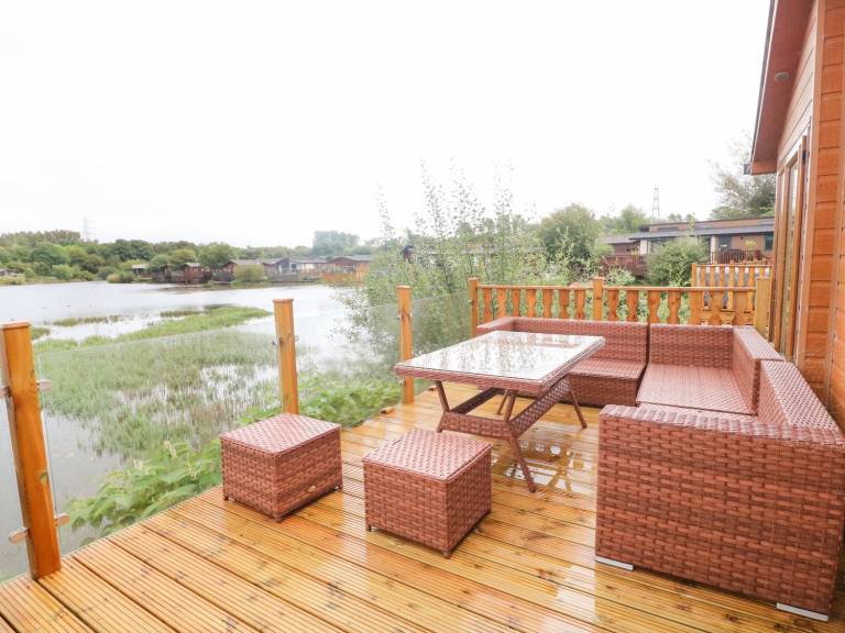 Child-friendly wonderful cottage with yard | Pet-friendly in Carnforth