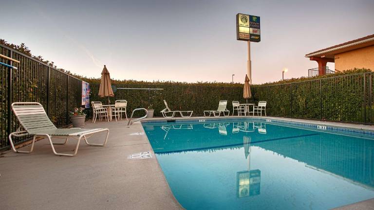 Best Western Willows Inn — photo 4