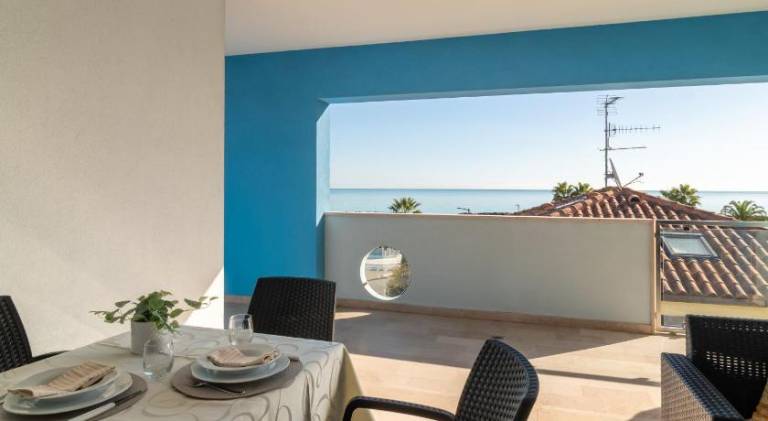 Holiday apartment with terrace — photo 5