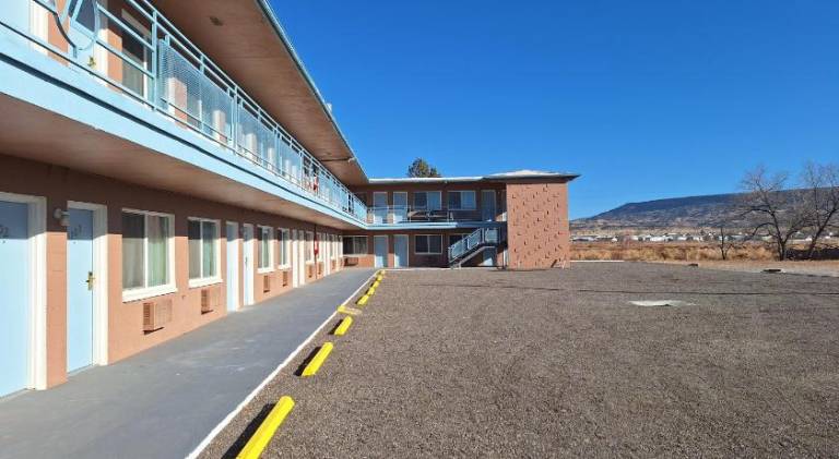 Leisure Lodge Motel — photo 3