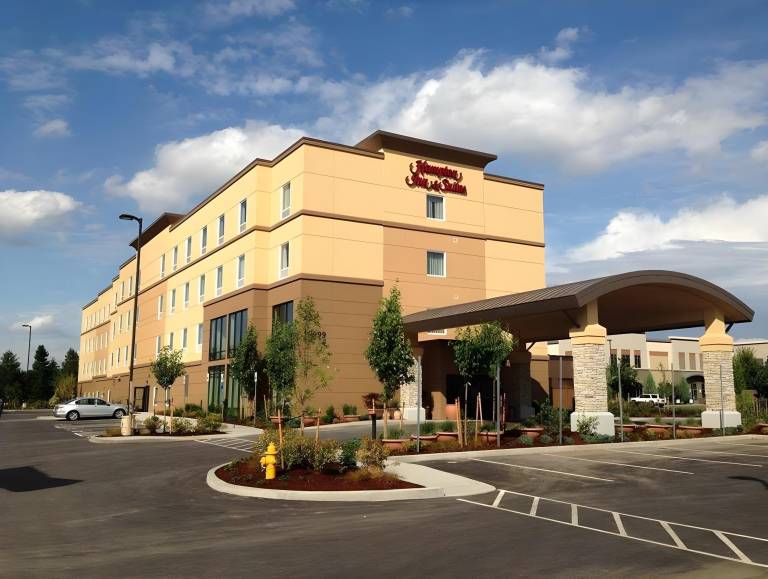Hampton Inn & Suites Portland/Hillsboro-Evergreen Park in Hillsboro, OR