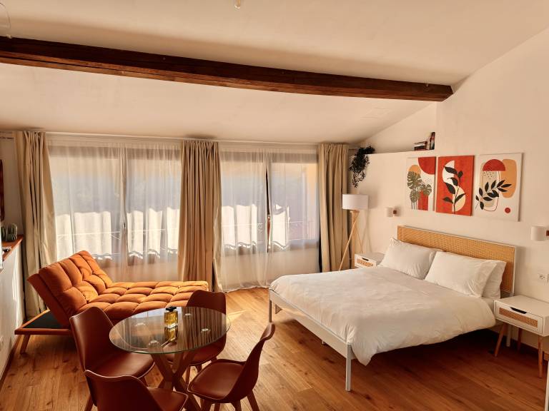 Ferienwohnung in Dolceacqua, Perinaldo für max. 3 Personen Ferienwohnung in Dolceacqua, Perinaldo für max. 3 Personen