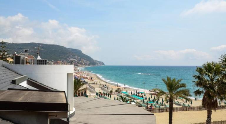 Holiday apartment with pool | Beach nearby | Pets are welcome — photo 3