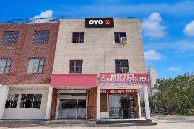 Hotel O ISBT Mohali Formerly Holiday Spot&nbsp;