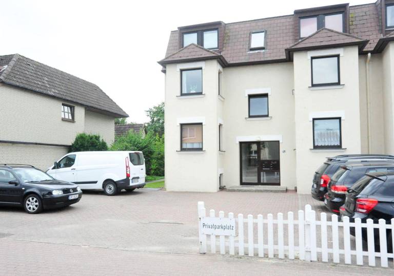 Family-oriented pleasant holiday apartment with terrace | Pets are welcome — photo 3
