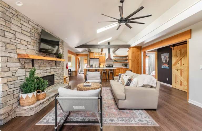 Cabin Mariposa