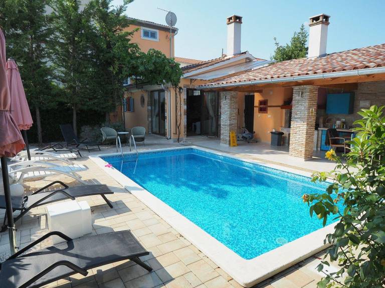 148 m&sup2; Ferienhaus