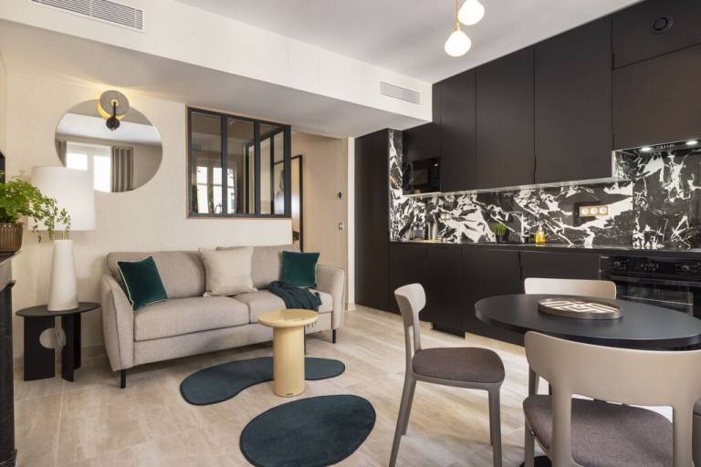 Condo  Paris