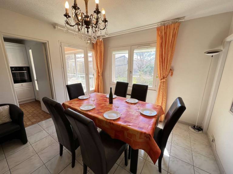 Rental apartment with 2 rooms for 6 persons — photo 2