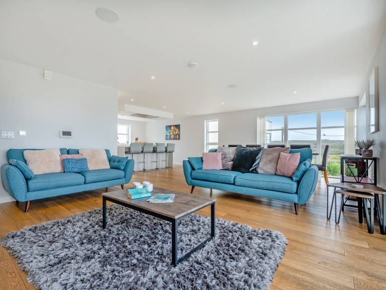 Family-oriented charming cottage | Beach view | Next to the beach | Pets are welcome — photo 5