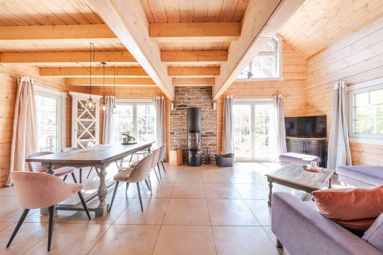 Family-oriented ample vacation home with BBQ, terrace & sauna | Pets allowed in Wernigerode