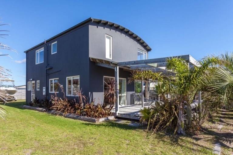 House  Whitianga