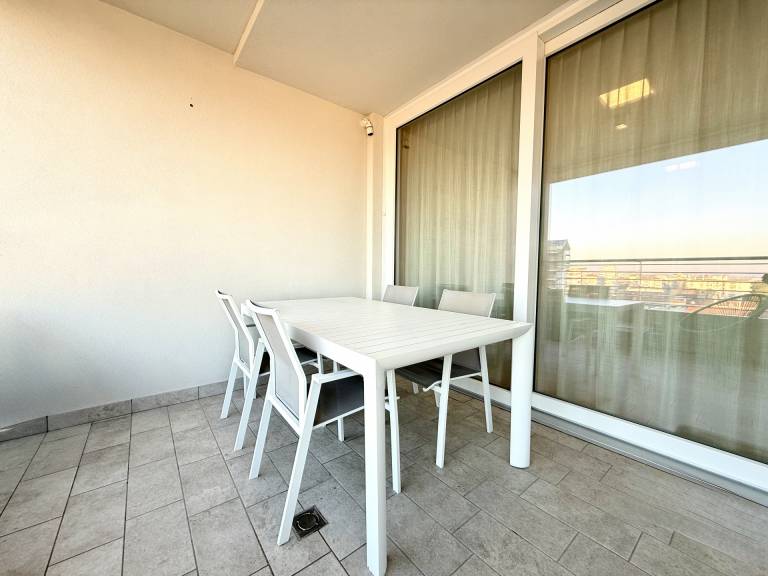 Apartment with patio | Beach nearby | Pet-friendly — photo 5