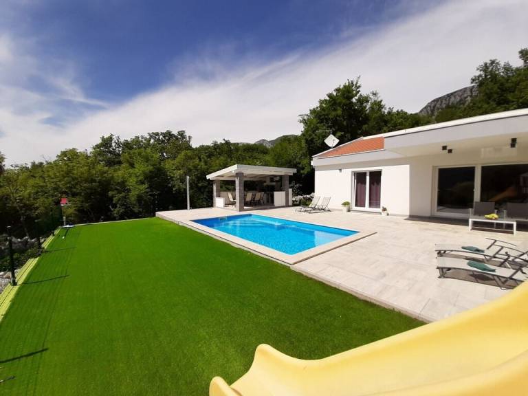 Villa  Grižane