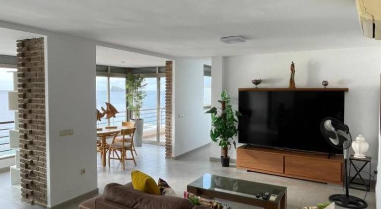Holiday apartment with patio in Benidorm