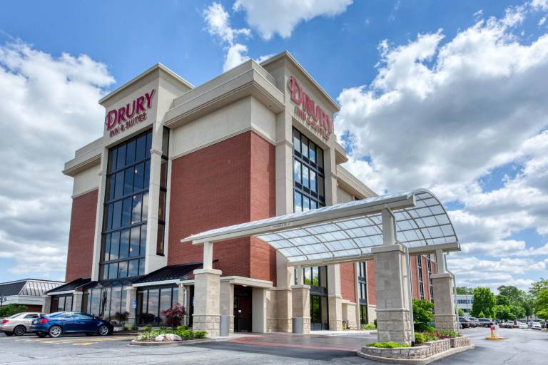Drury Inn & Suites St Louis Airport
