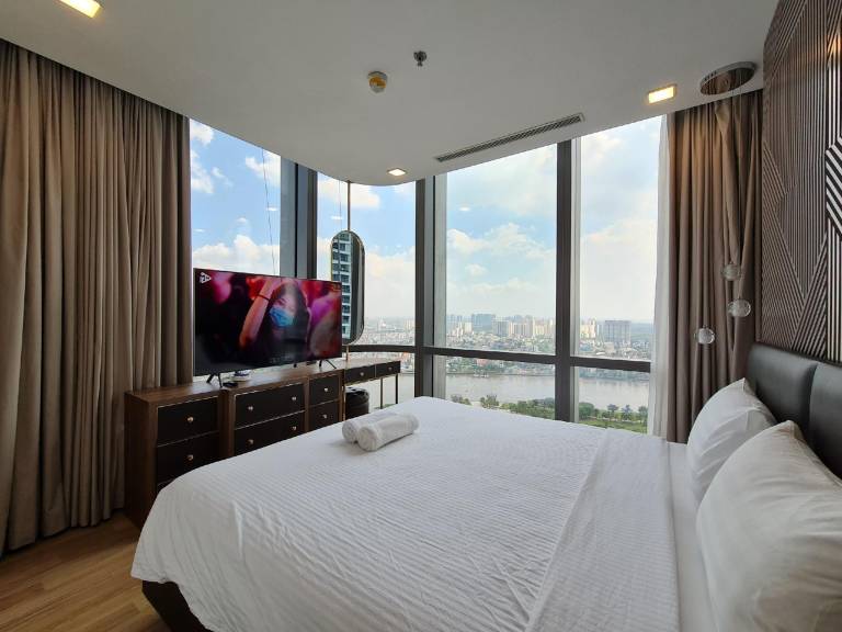 Three bedrooms to Saigon river view Landmark 81 — photo 2