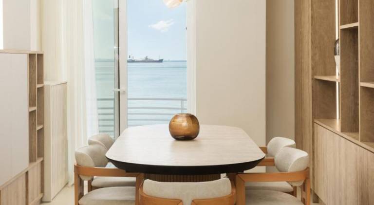 Ivory by halu! - Elegant 2BD apt with sea view — photo 5