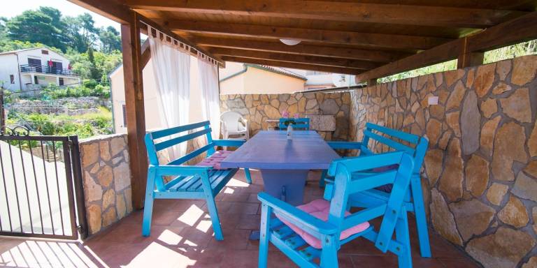 Holiday apartment with terrace in Mali Losinj