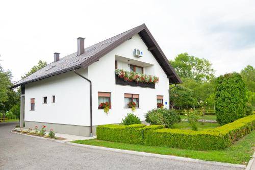 Apartman  Novo Selo Koreničko