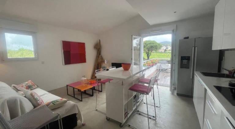 Apartment with patio, grill & private pool | Perfect for remote work | Pet-friendly — photo 2